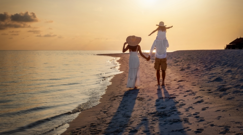 Family-on-beach