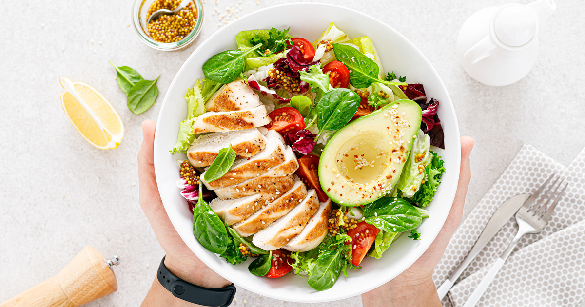 Salad with grilled chicken